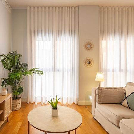 Souviron & Old Town By Ele Apartments Malaga Ngoại thất bức ảnh